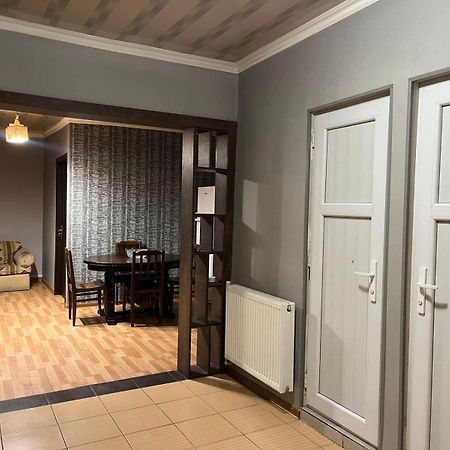 Nano Guest House Tbilisi ภายนอก รูปภาพ