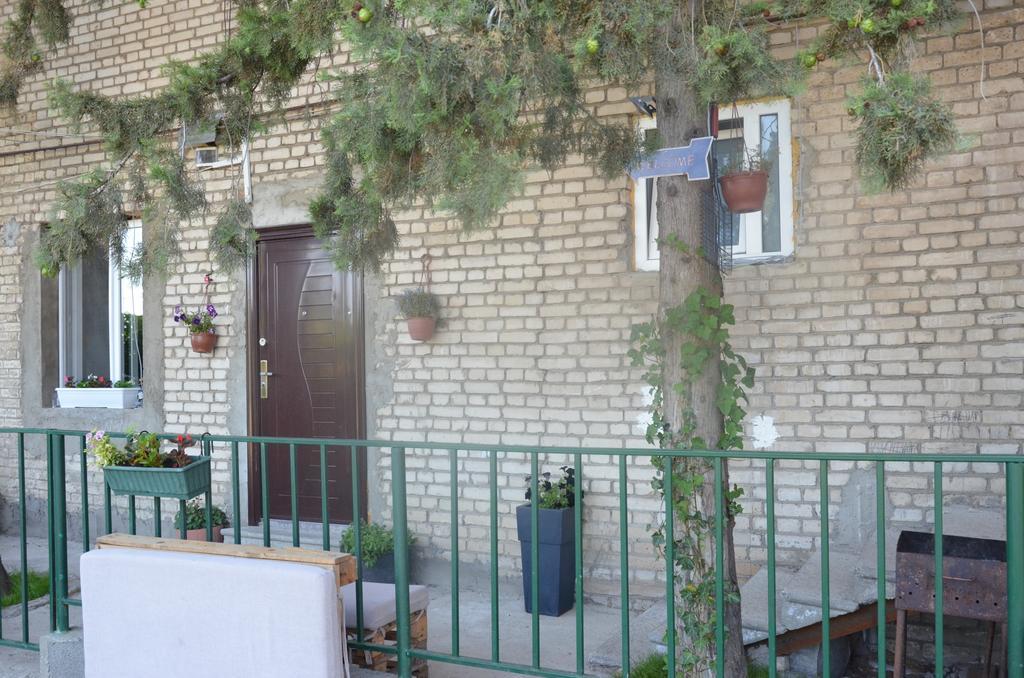 Nano Guest House Tbilisi ภายนอก รูปภาพ