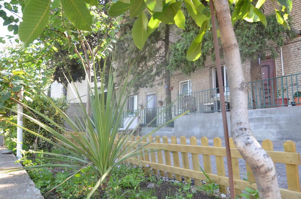 Nano Guest House Tbilisi ภายนอก รูปภาพ